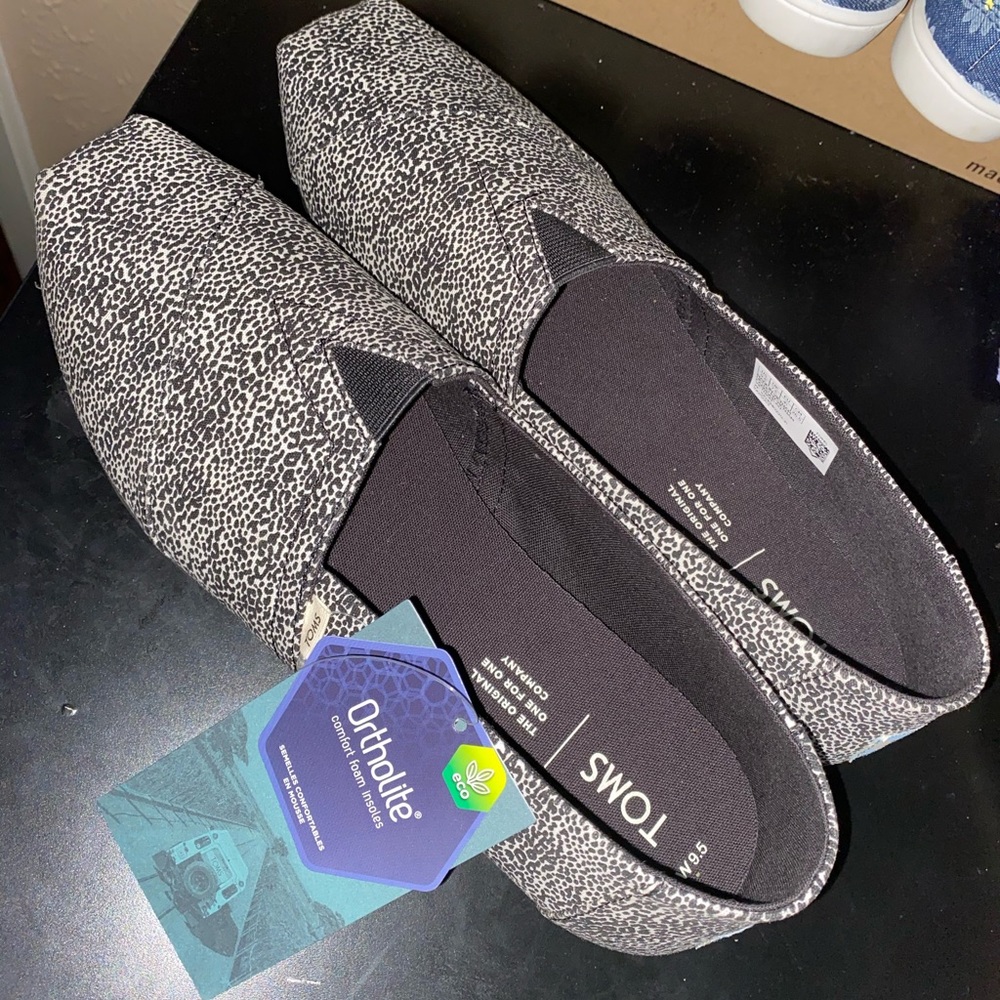 Toms women